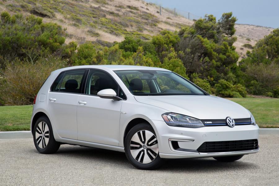  Volkswagen e-Golf 2015 года  (US) (фото 13 из 19)